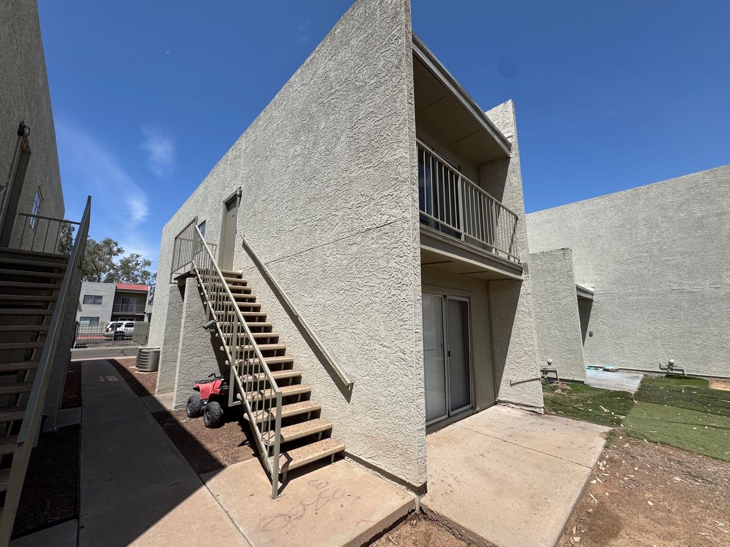 Phoenix Apartment: 2843 E Marconi Ave