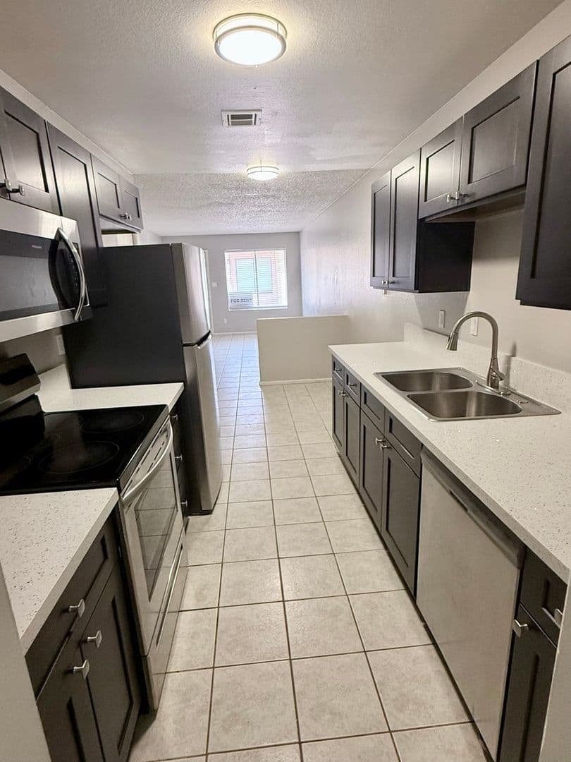 Mesa Apartment: 44 S Williams