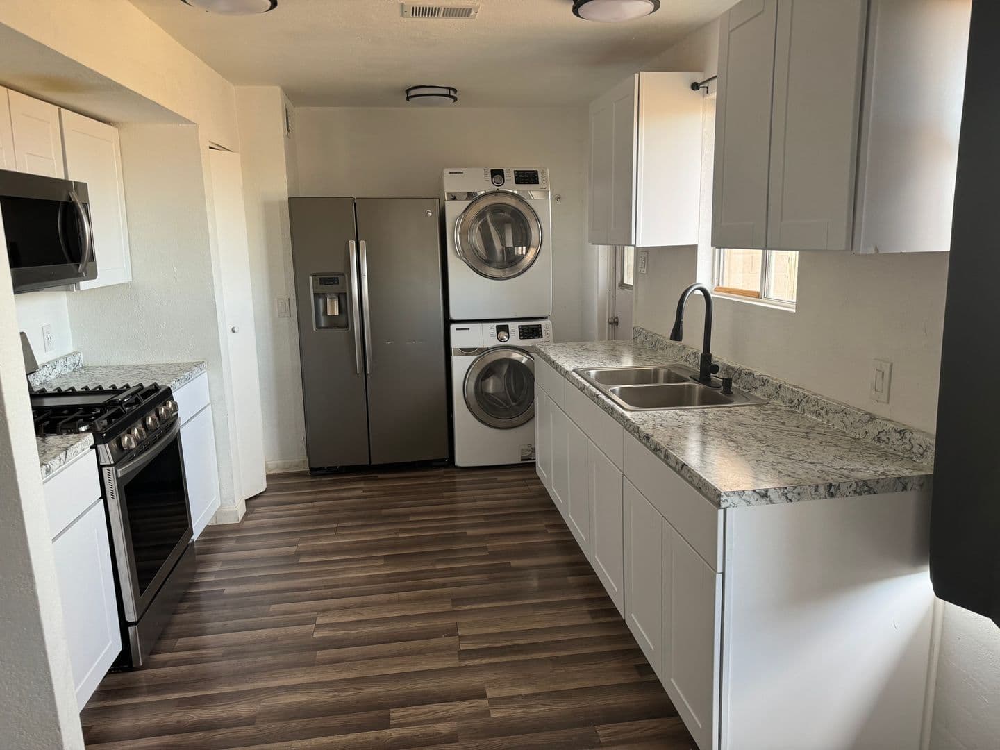 Coolidge House: 940 N Sonora Street