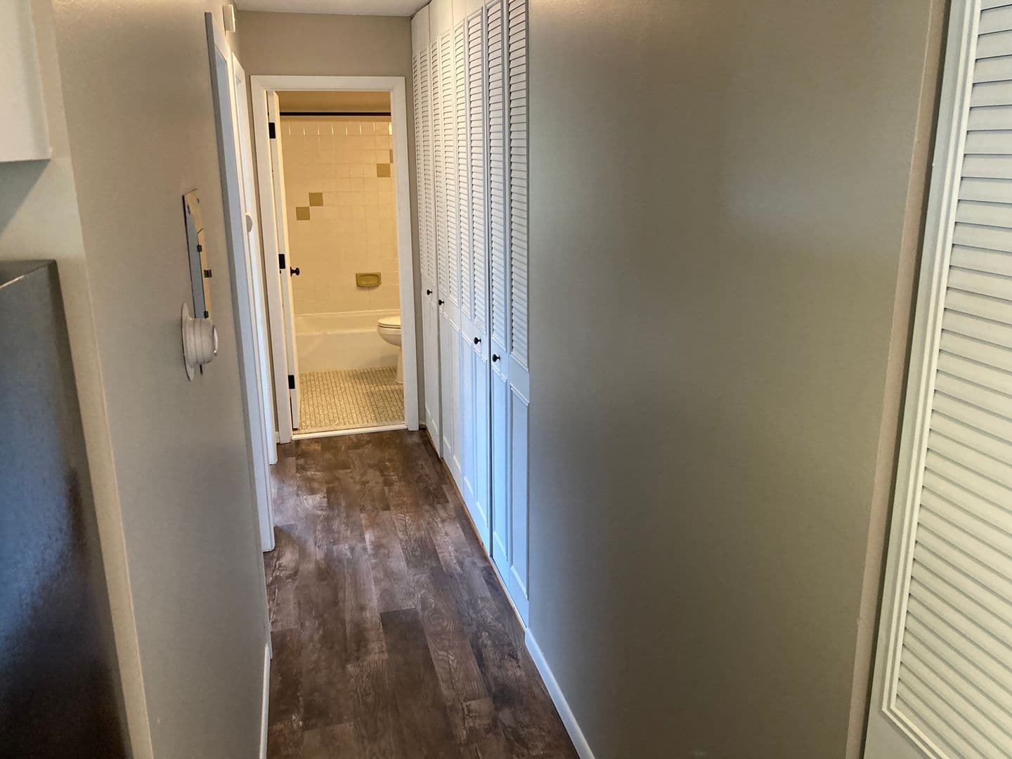 Duluth Apartment: 1410 Acre St