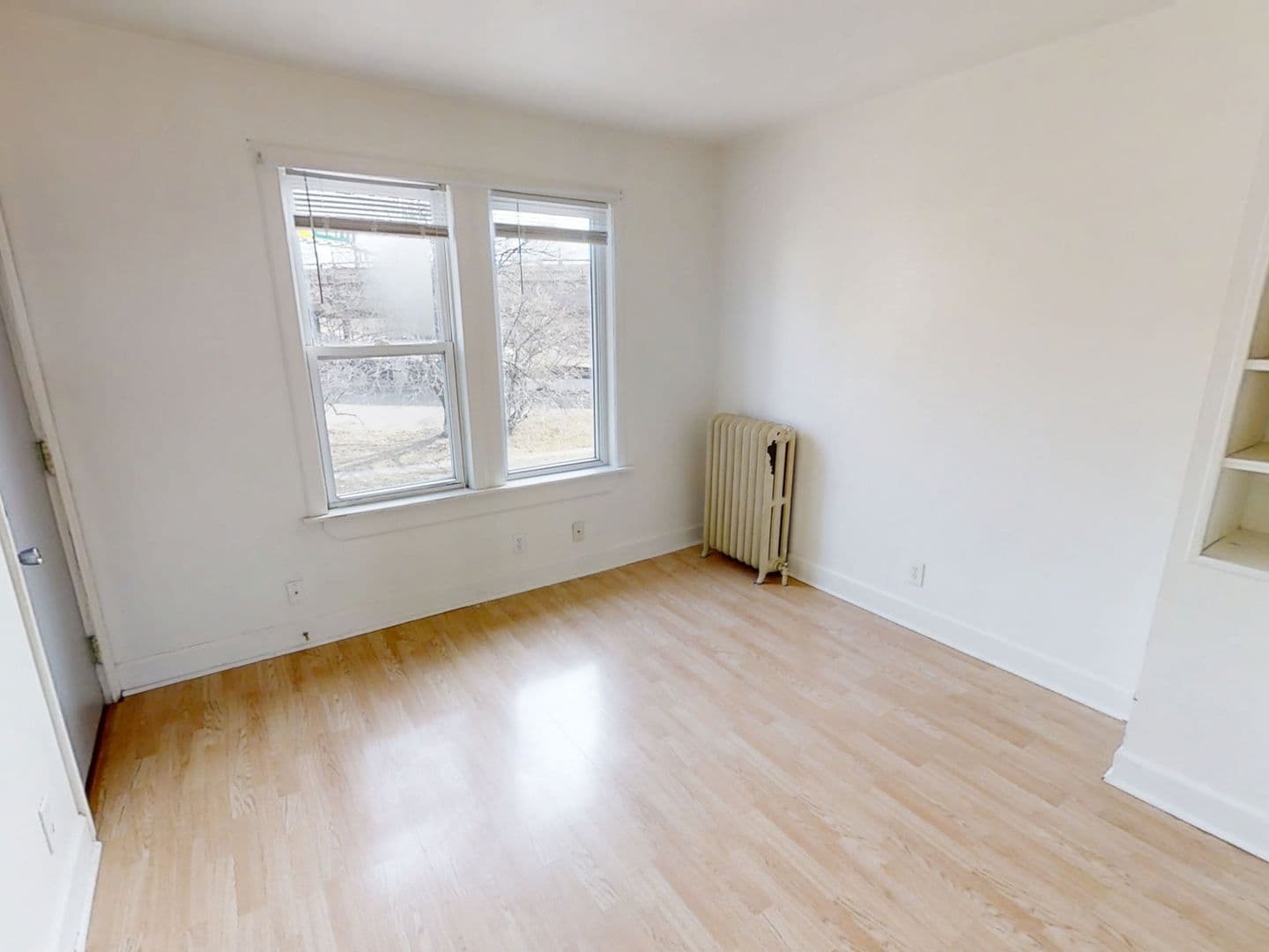 Duluth Apartment: 113-115 N 22nd Ave W