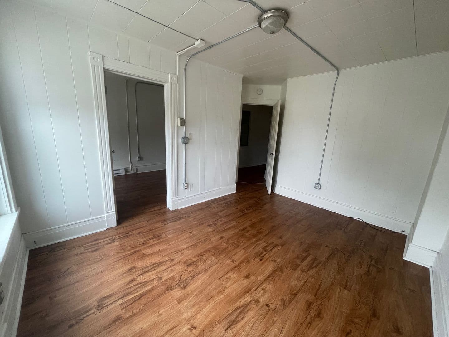 Superior Apartment: 1222-1230 Hughitt Ave