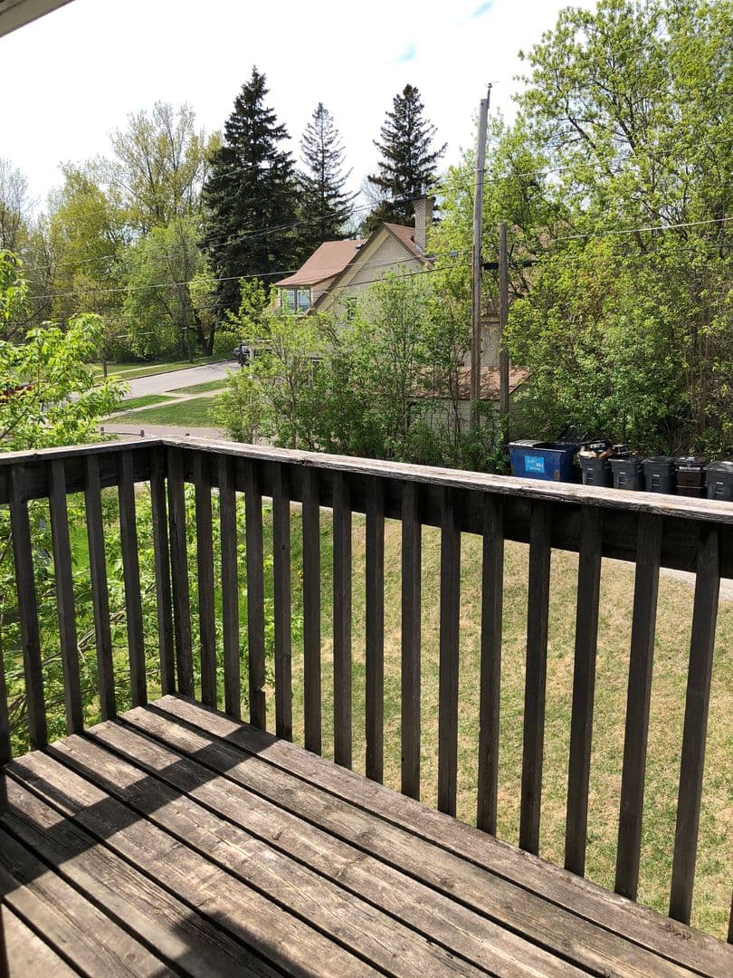 Duluth Apartment: 1711 E 1st St