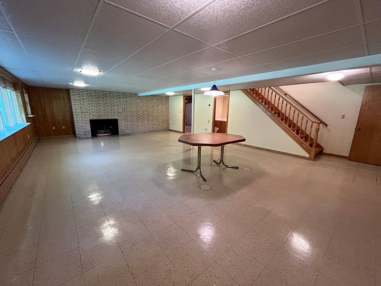 Cloquet House: 1513 S Highway 33