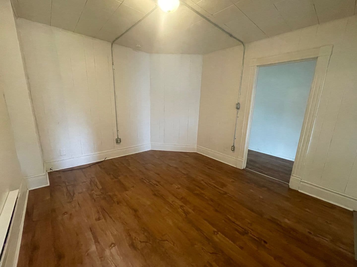 Superior Apartment: 1222-1230 Hughitt Ave