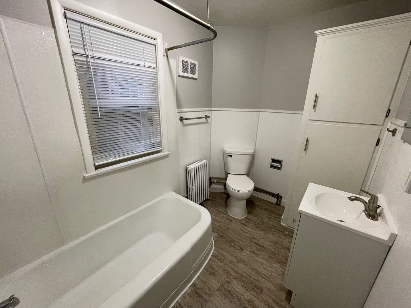 Duluth Apartment: 607-609 E 1st St