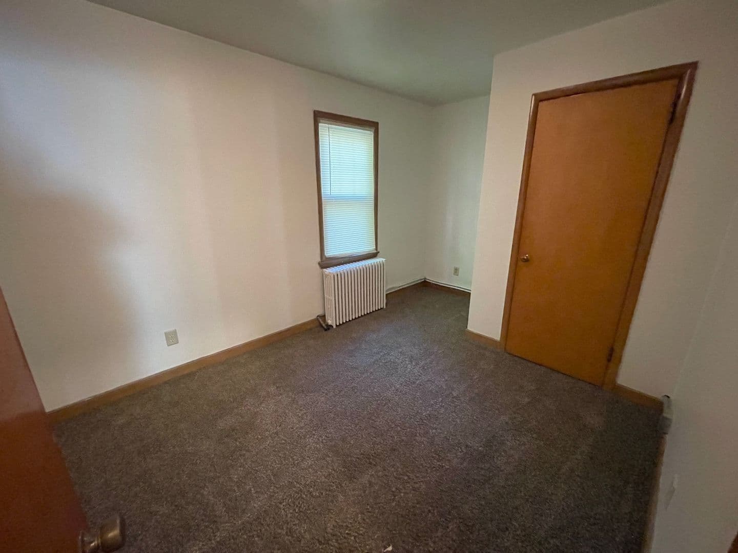 Duluth Apartment: 607-609 E 1st St
