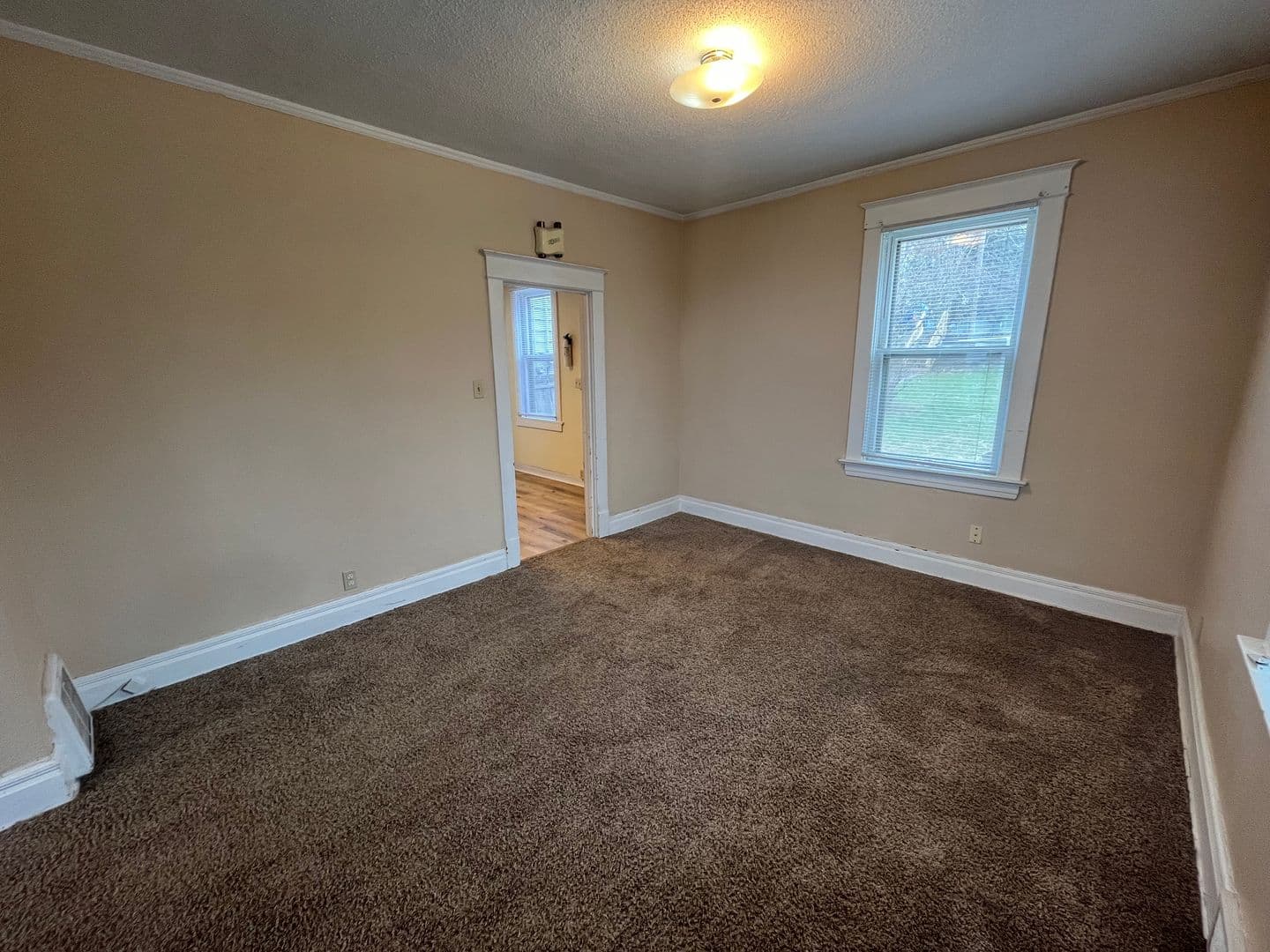 Duluth House: 425 E 5th St