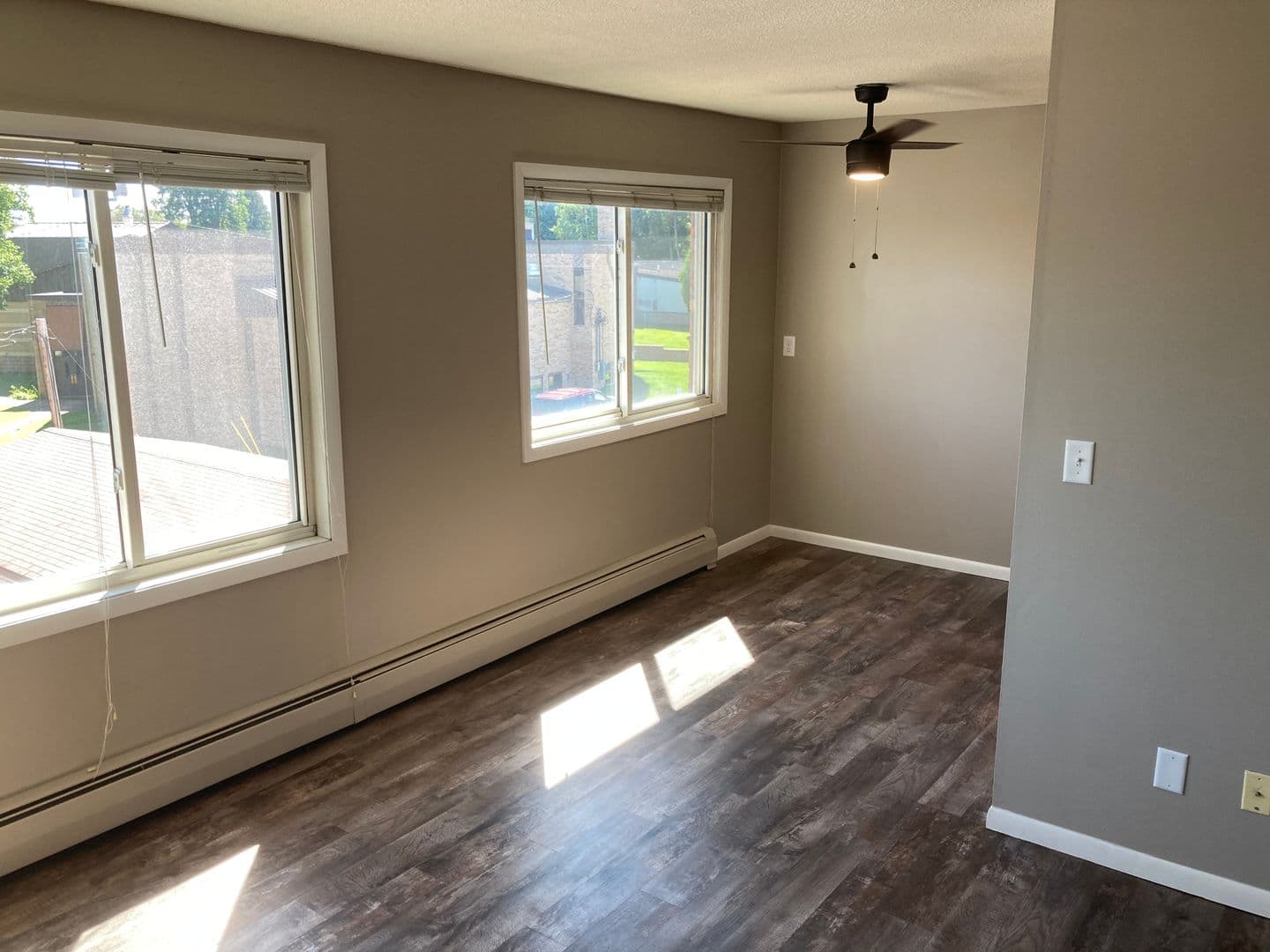 Duluth Apartment: 1410 Acre St