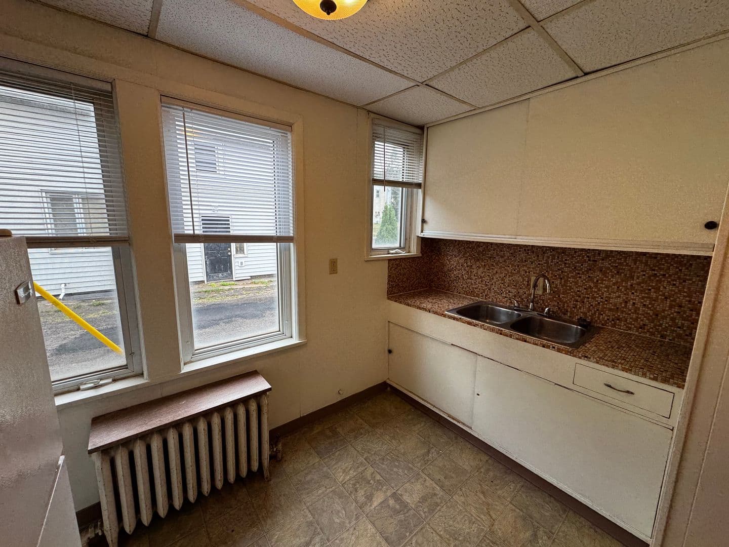 Duluth Apartment: 113-115 N 22nd Ave W