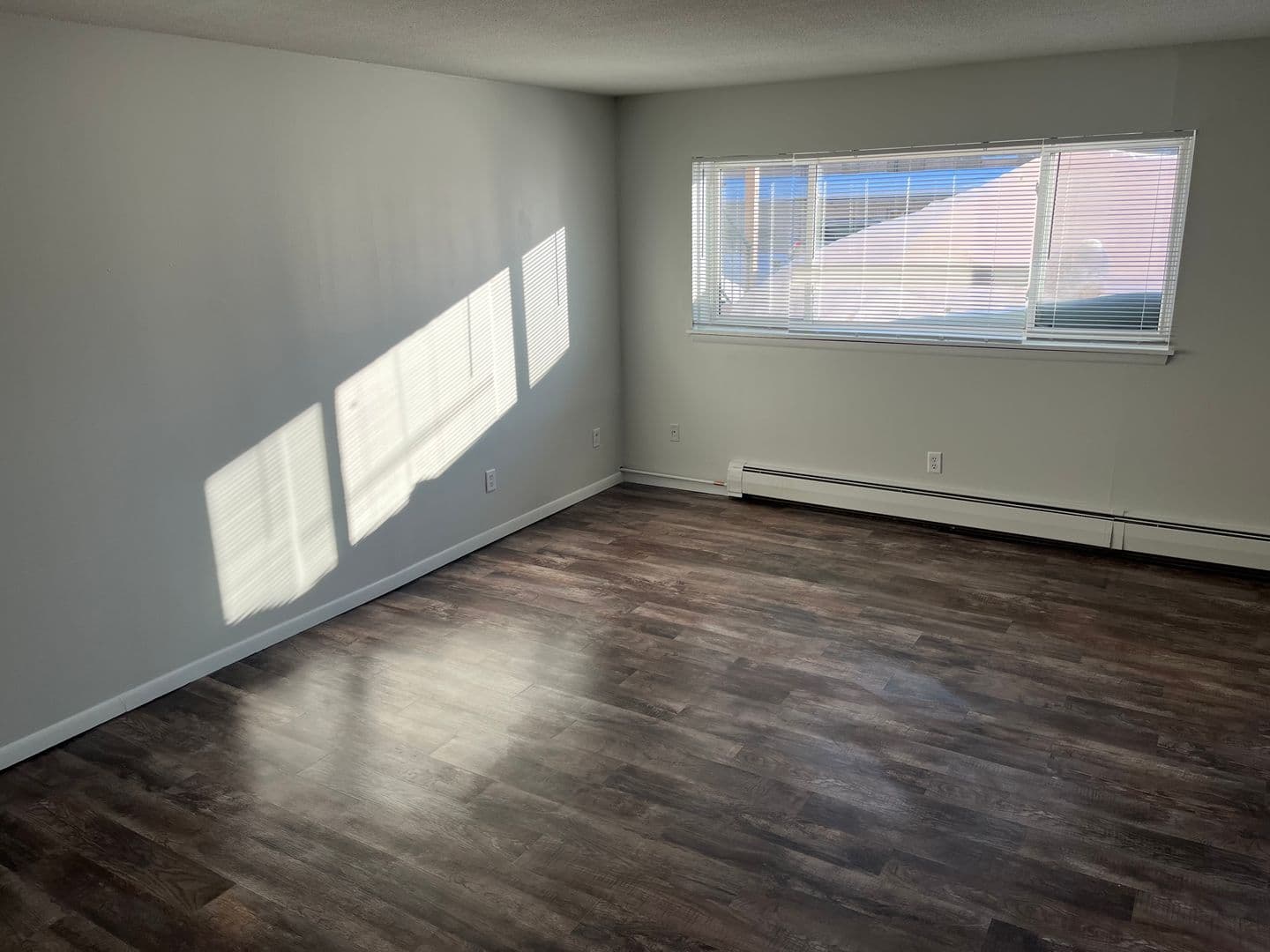 Duluth Apartment: 1410 Acre St
