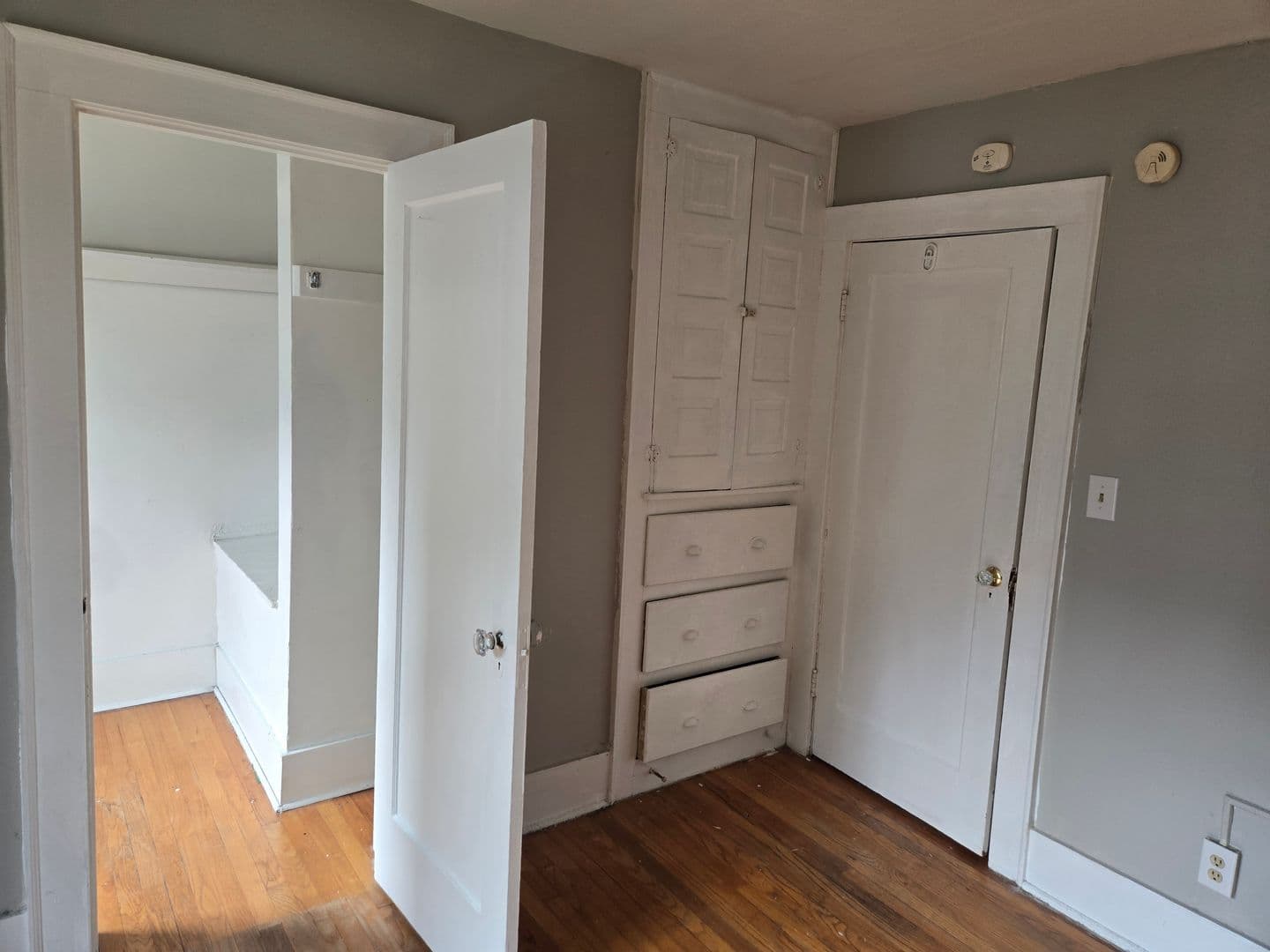 Syracuse Apartment: 319-327 Beecher St
