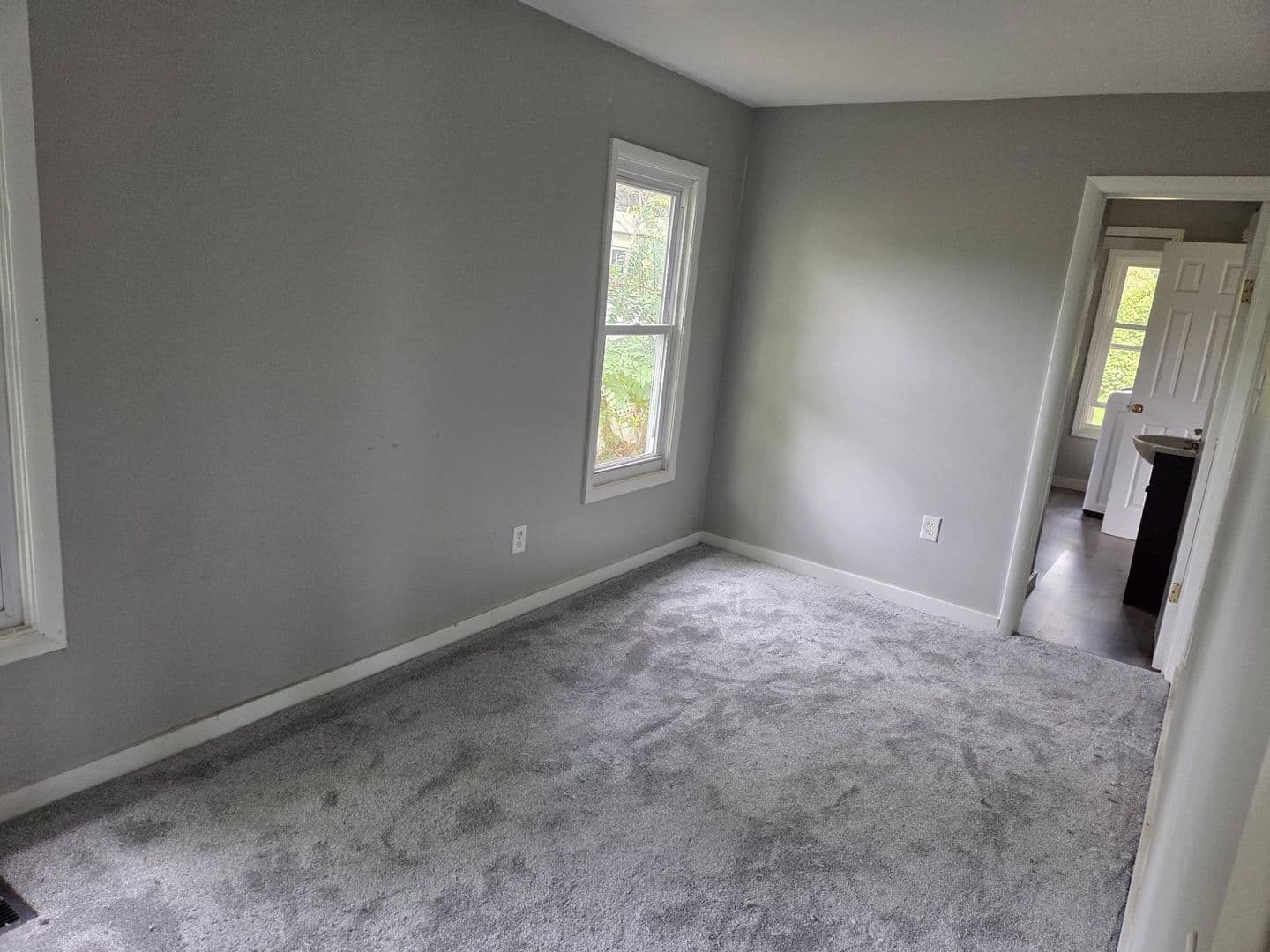 Syracuse House: 303 Melrose Dr