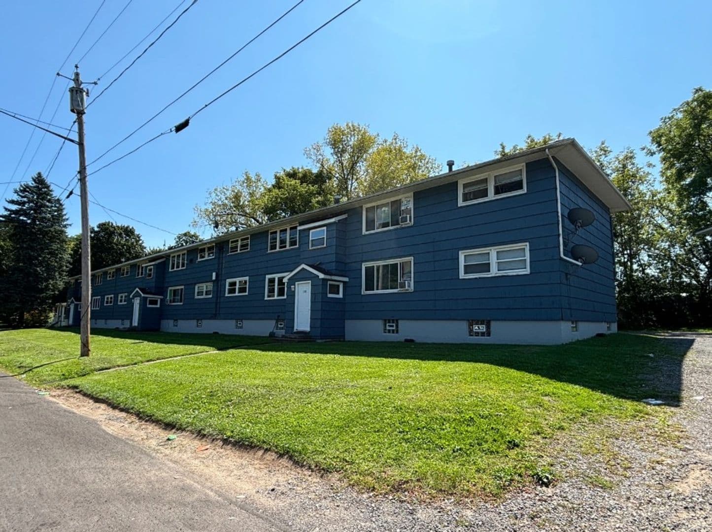 Syracuse Apartment: 110-118 Milburn Dr