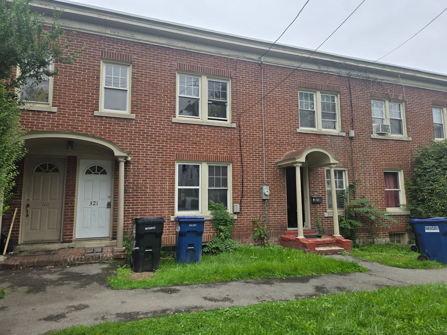 Syracuse Apartment: 319-327 Beecher St