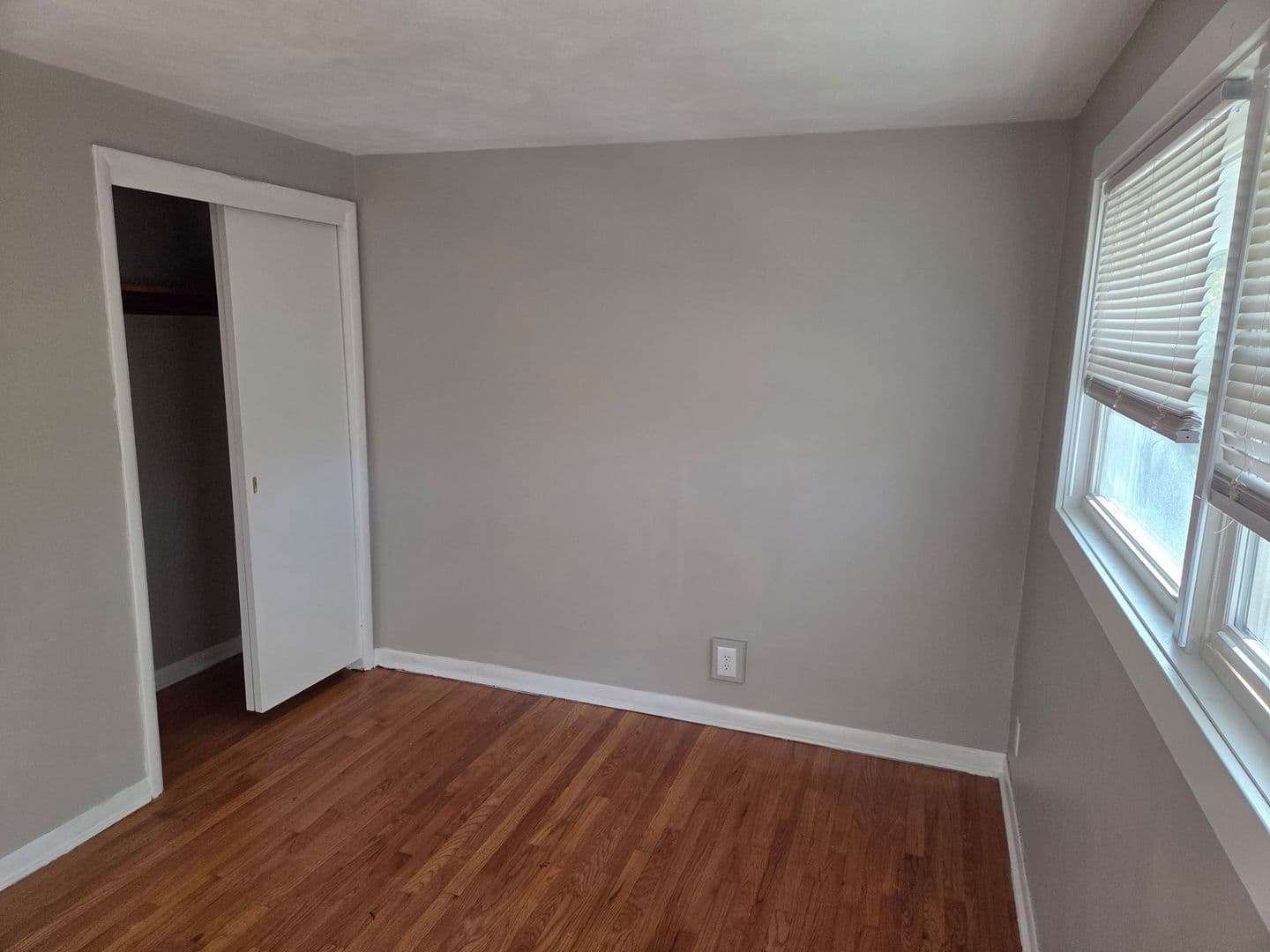 Syracuse Apartment: 110-118 Milburn Dr