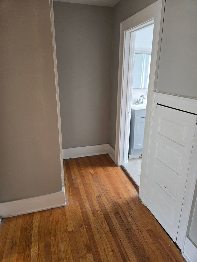 Syracuse Apartment: 319-327 Beecher St