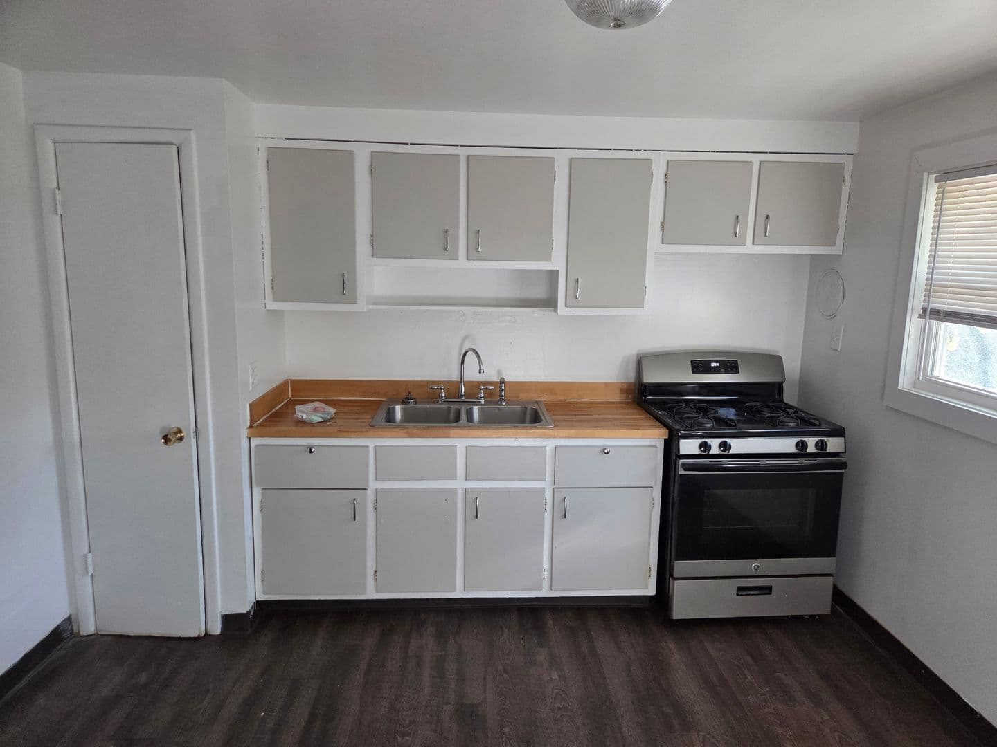 Syracuse Apartment: 110-118 Milburn Dr