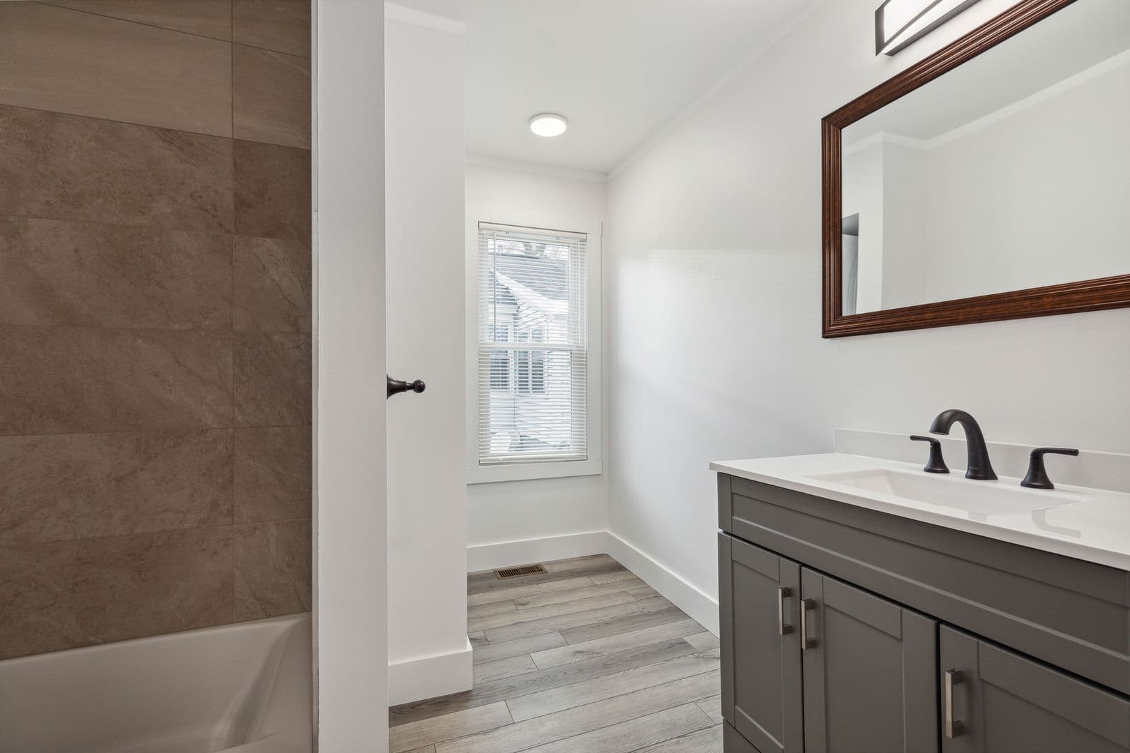 Syracuse Apartment: 415 Herkimer St