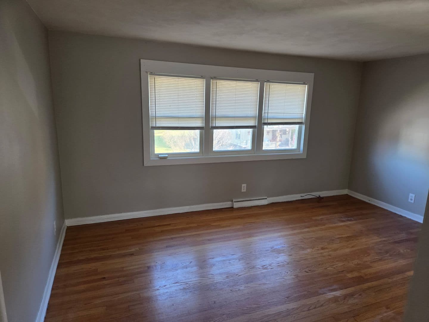 Syracuse Apartment: 110-118 Milburn Dr