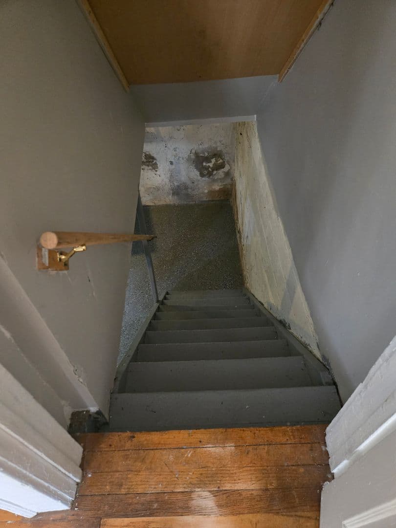 Syracuse Apartment: 319-327 Beecher St