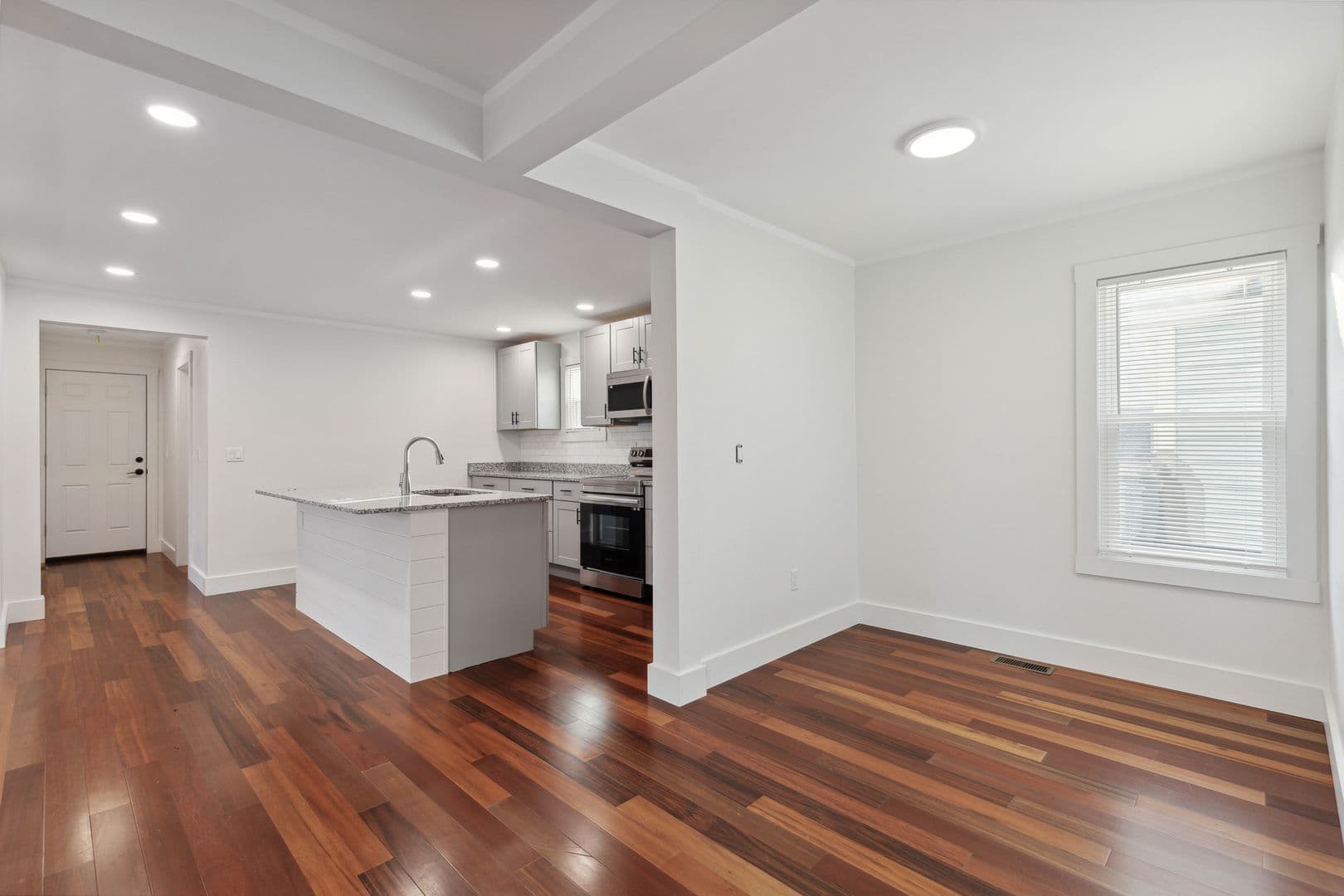 Syracuse Apartment: 415 Herkimer St