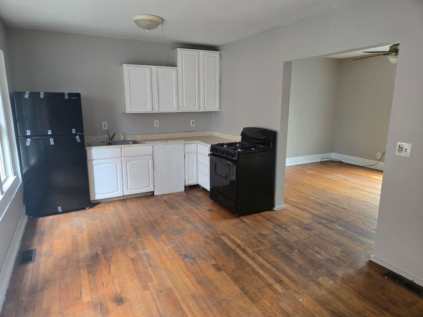 Syracuse Apartment: 319-327 Beecher St