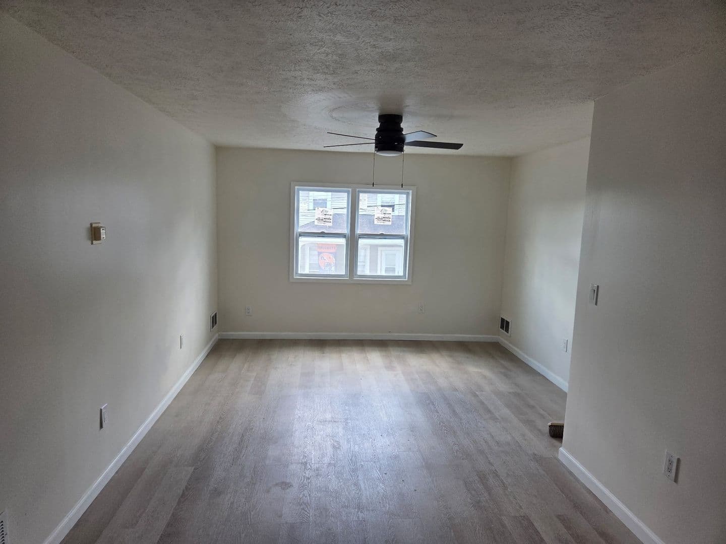 East Syracuse Apartment: 108 Ball St
