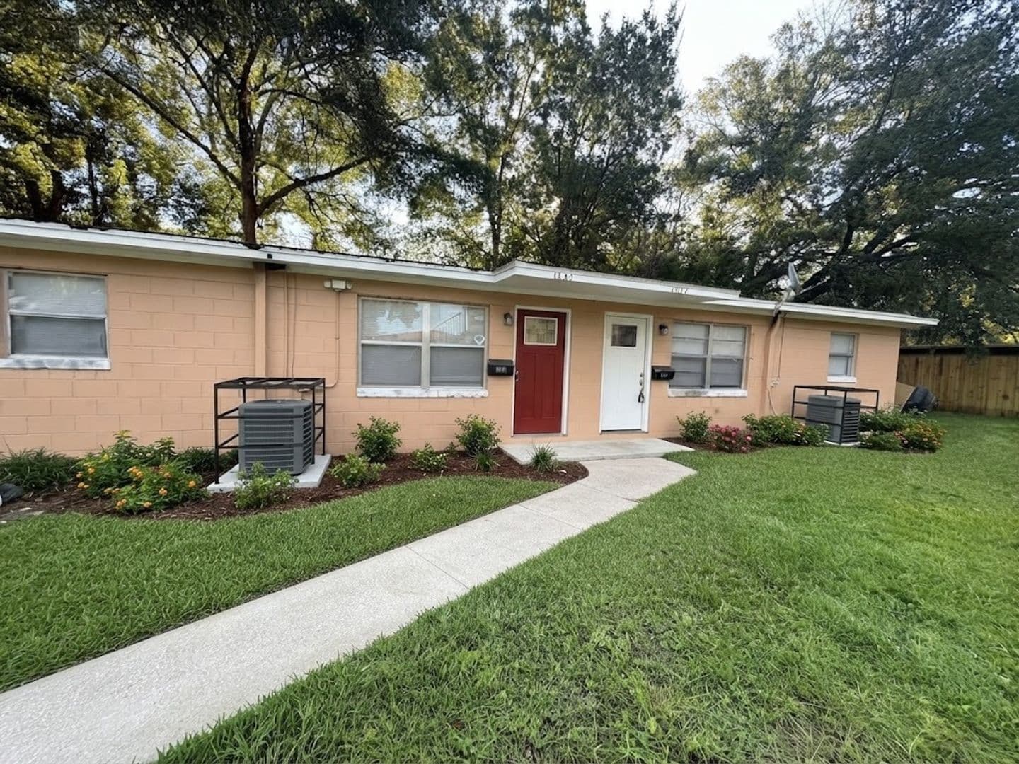Jacksonville Apartment: 1646-1648 Windle St