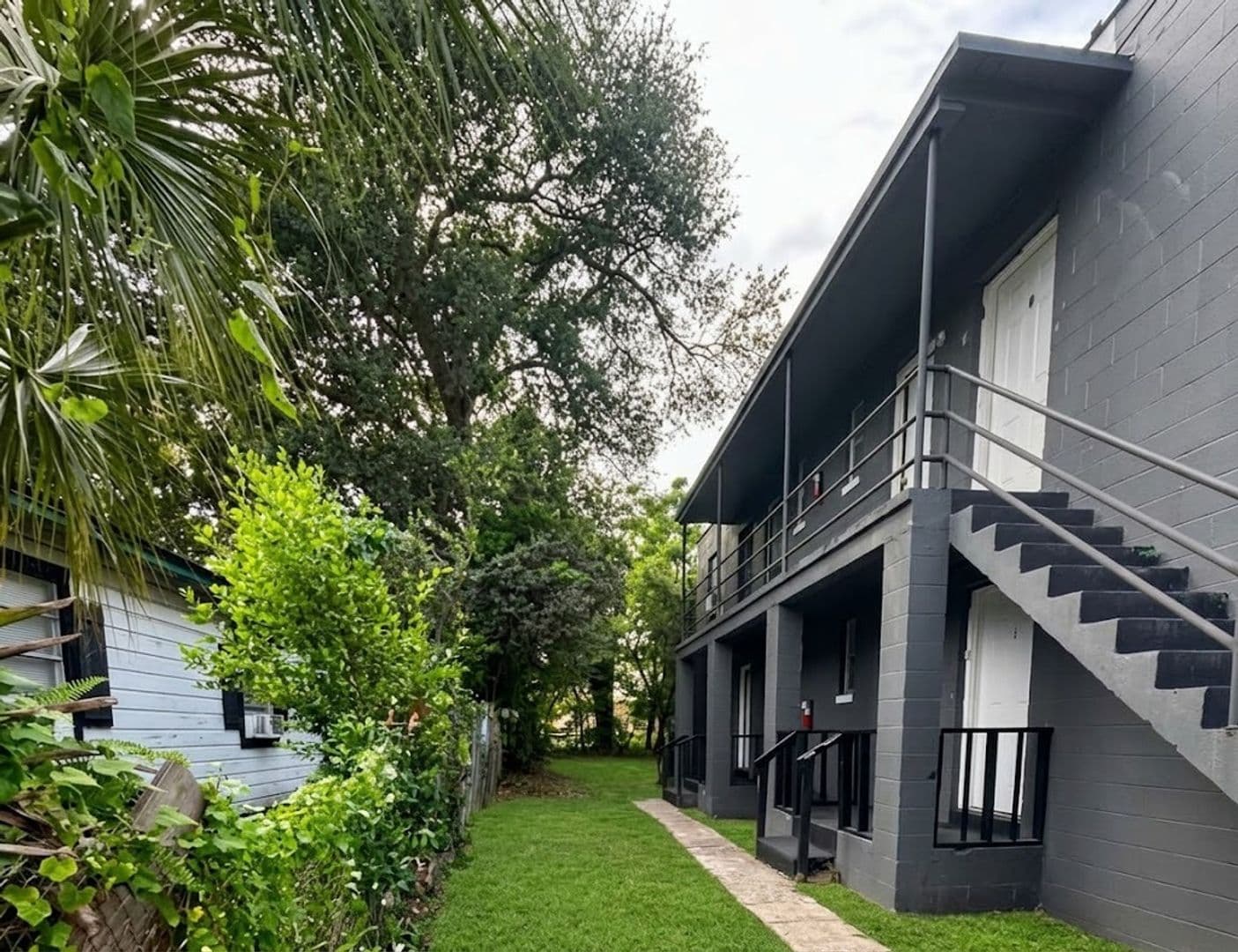 Jacksonville Apartment: 1364 Harrison St.