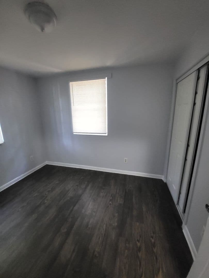 Jacksonville Apartment: 1625 W 26th St.