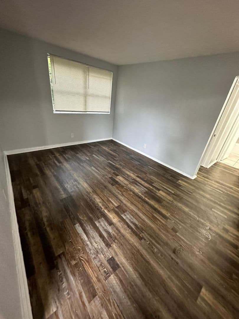 Jacksonville Apartment: 1364 Harrison St.