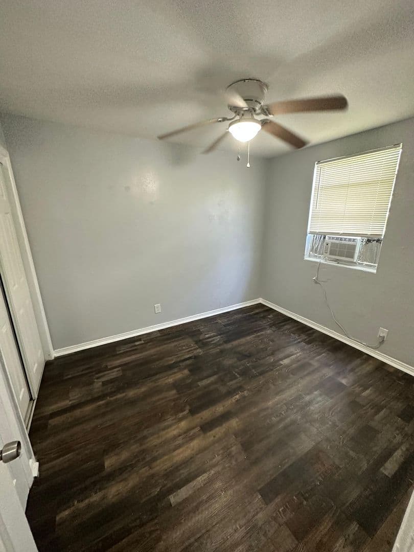 Jacksonville Apartment: 1364 Harrison St.