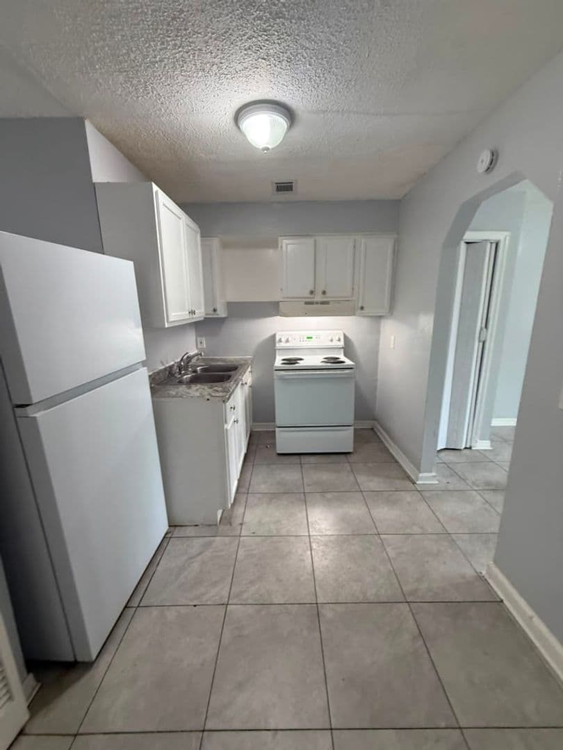 Jacksonville Apartment: 1839-1841 W 13th St.