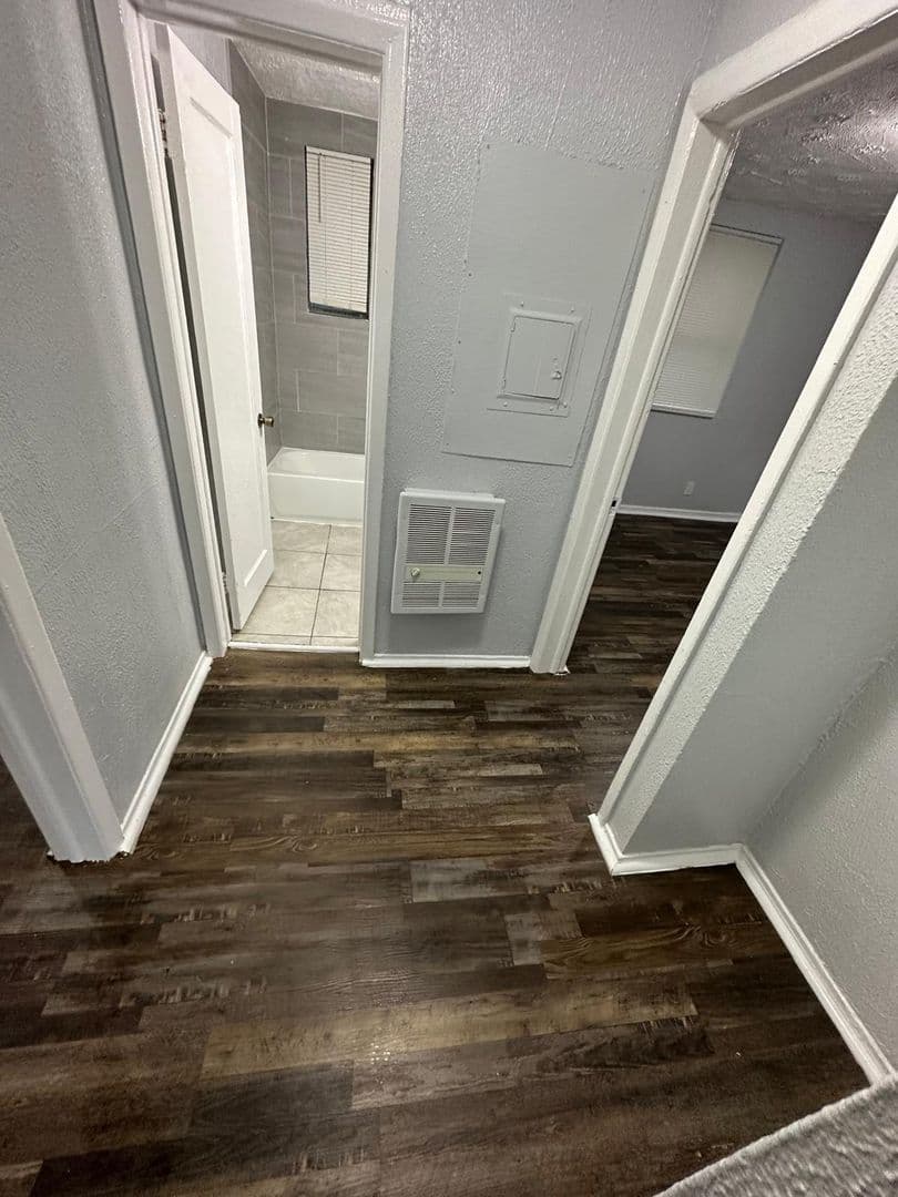 Jacksonville Apartment: 1364 Harrison St.