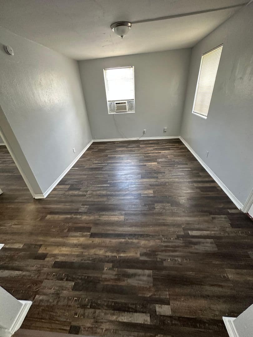 Jacksonville Apartment: 1364 Harrison St.