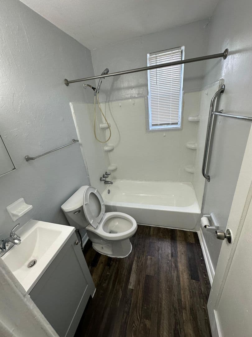 Jacksonville Apartment: 1364 Harrison St.