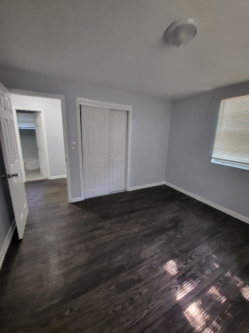 Jacksonville Apartment: 1625 W 26th St.