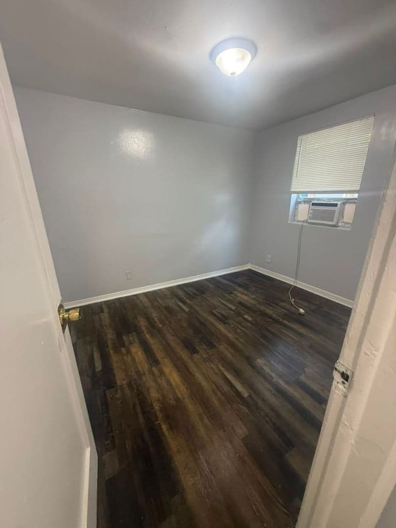 Jacksonville Apartment: 1364 Harrison St.
