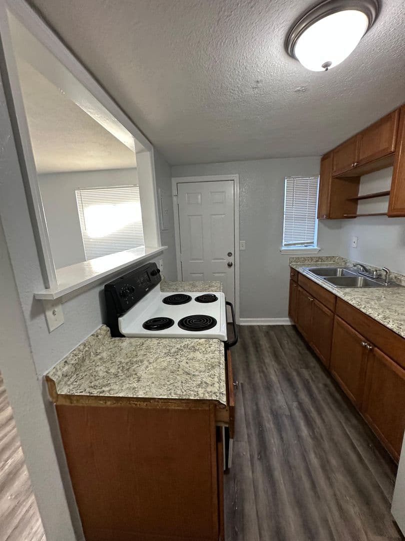 Jacksonville Apartment: 1803/1805 W 44th. St.