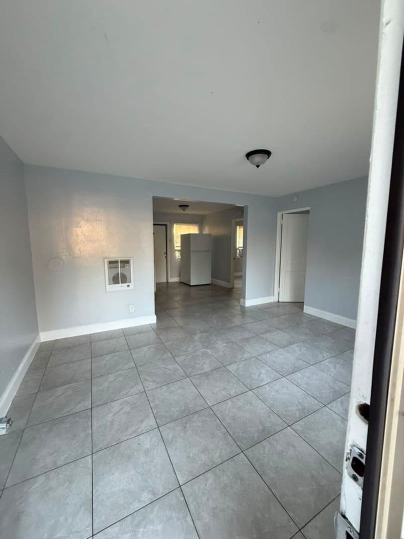 Jacksonville Apartment: 1773 Mount Herman #A-D