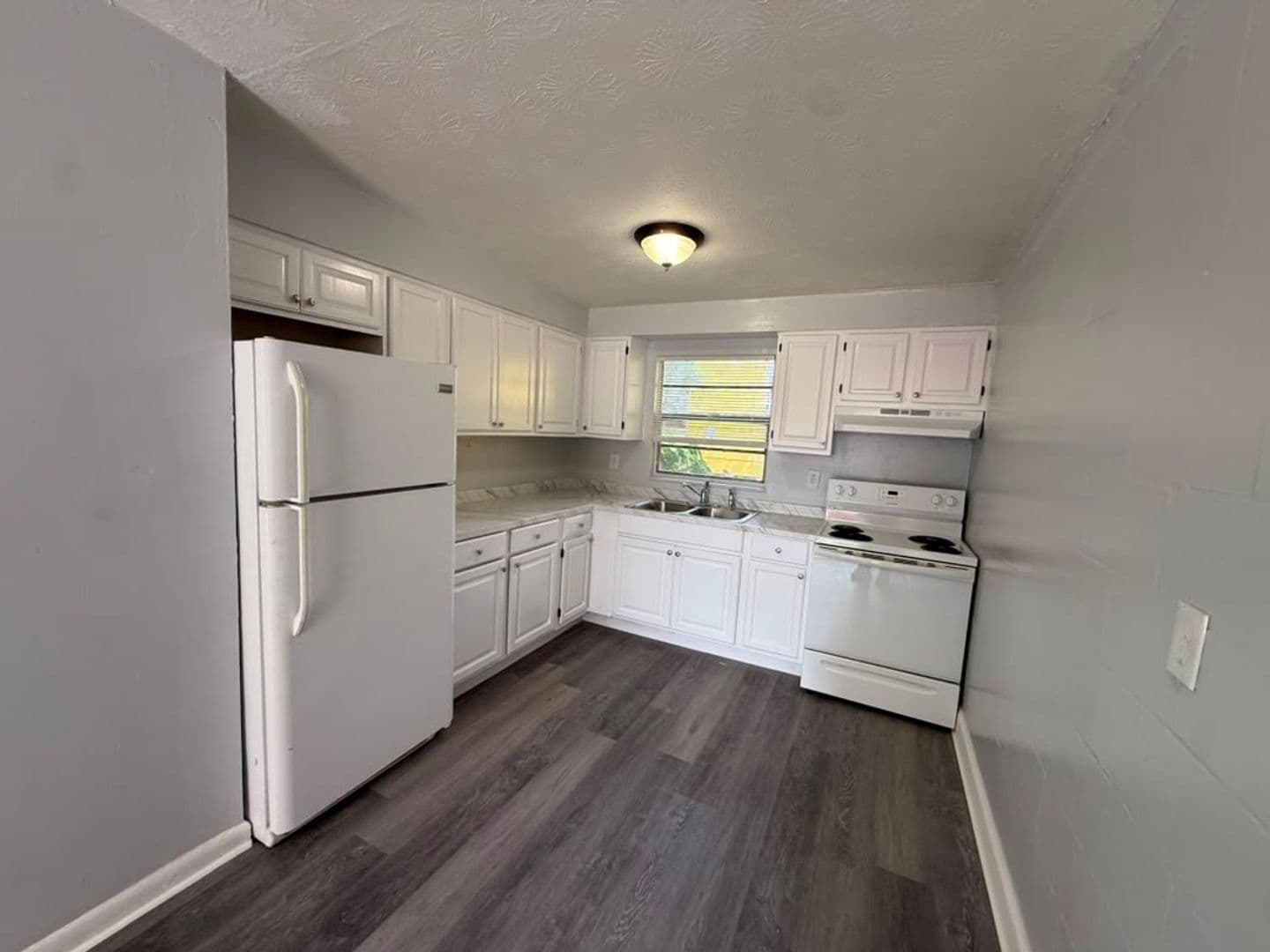 Jacksonville Apartment: 1646-1648 Windle St