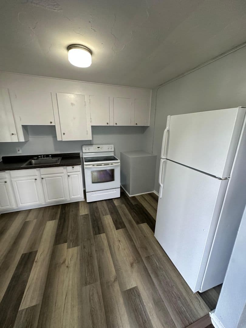 Jacksonville Apartment: 1364 Harrison St.