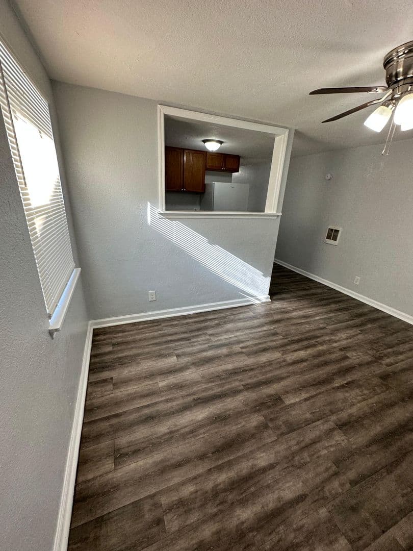 Jacksonville Apartment: 1803/1805 W 44th. St.