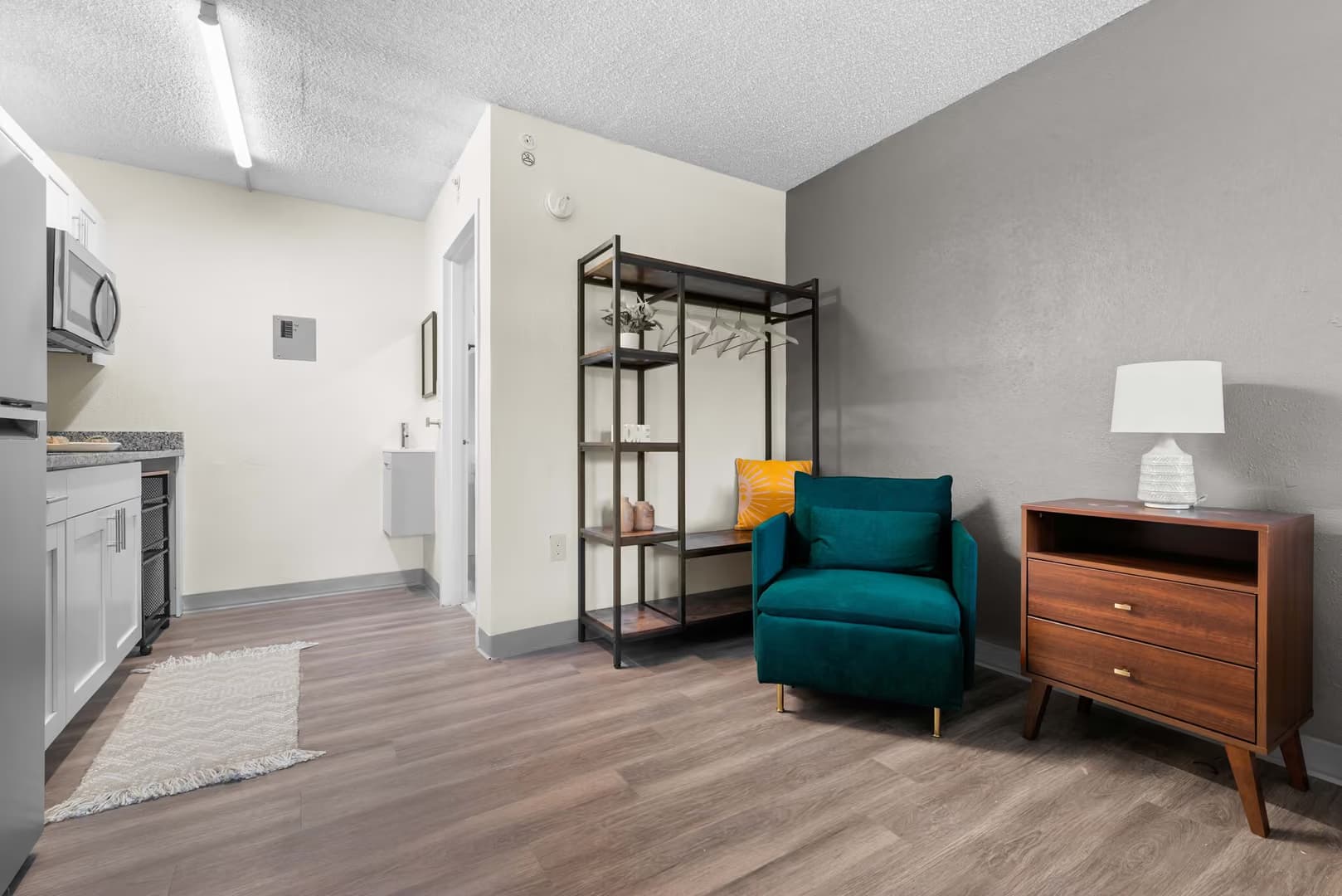 Jacksonville Apartment: 1057 Broward Rd.