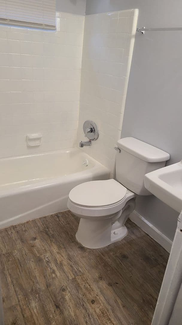 Jacksonville Apartment: 1625 W 26th St.