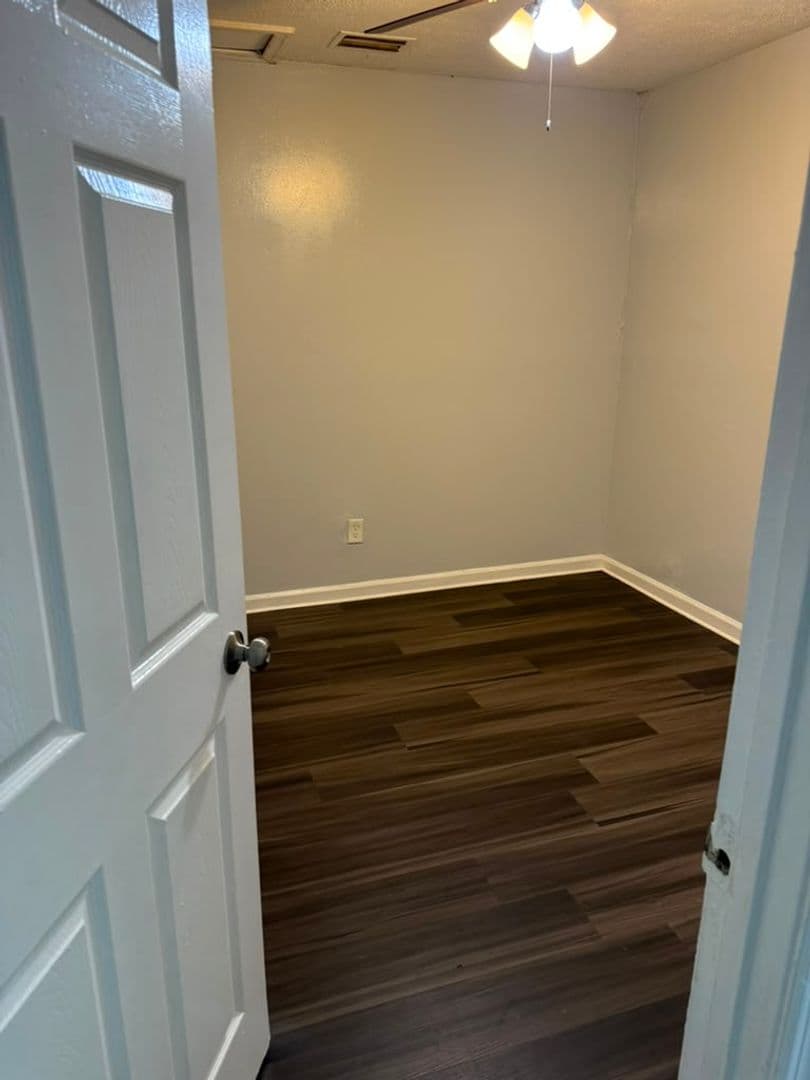 Jacksonville Apartment: 1839-1841 W 13th St.