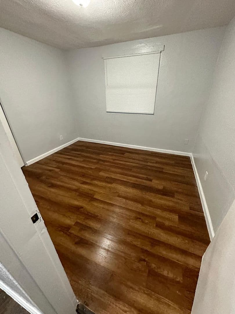 Jacksonville Apartment: 1012-1014 W 8th