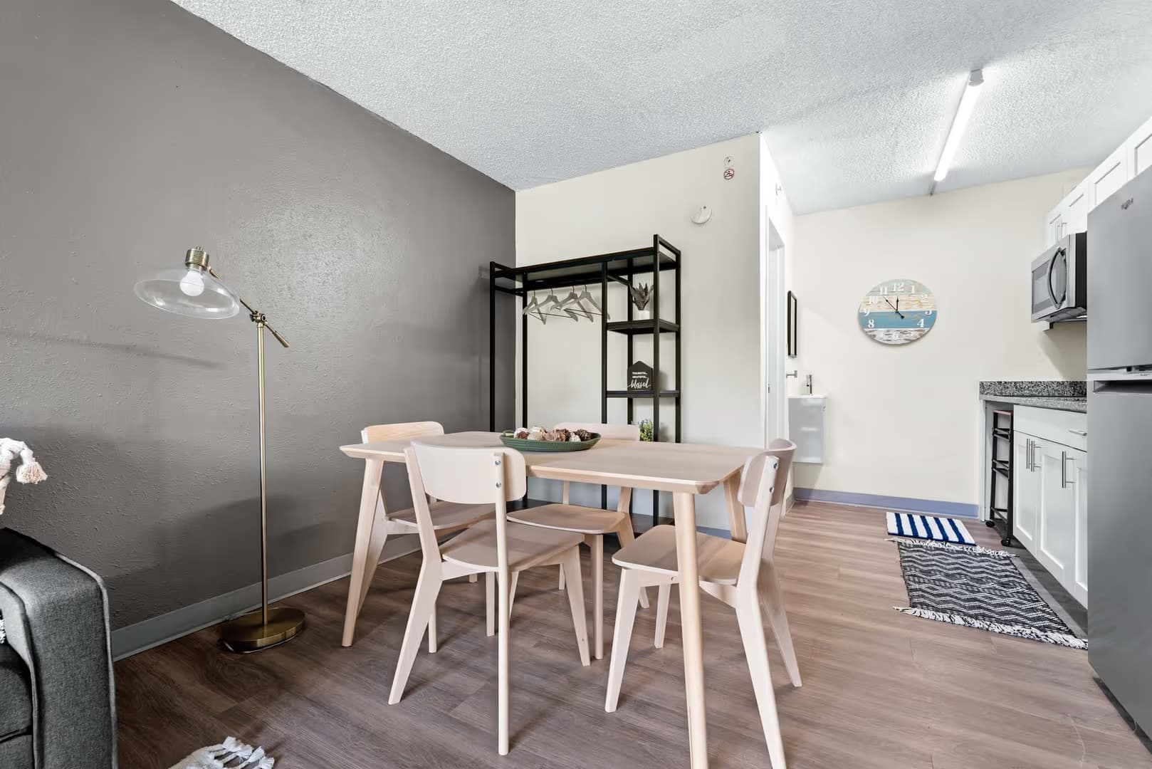 Jacksonville Apartment: 1057 Broward Rd.