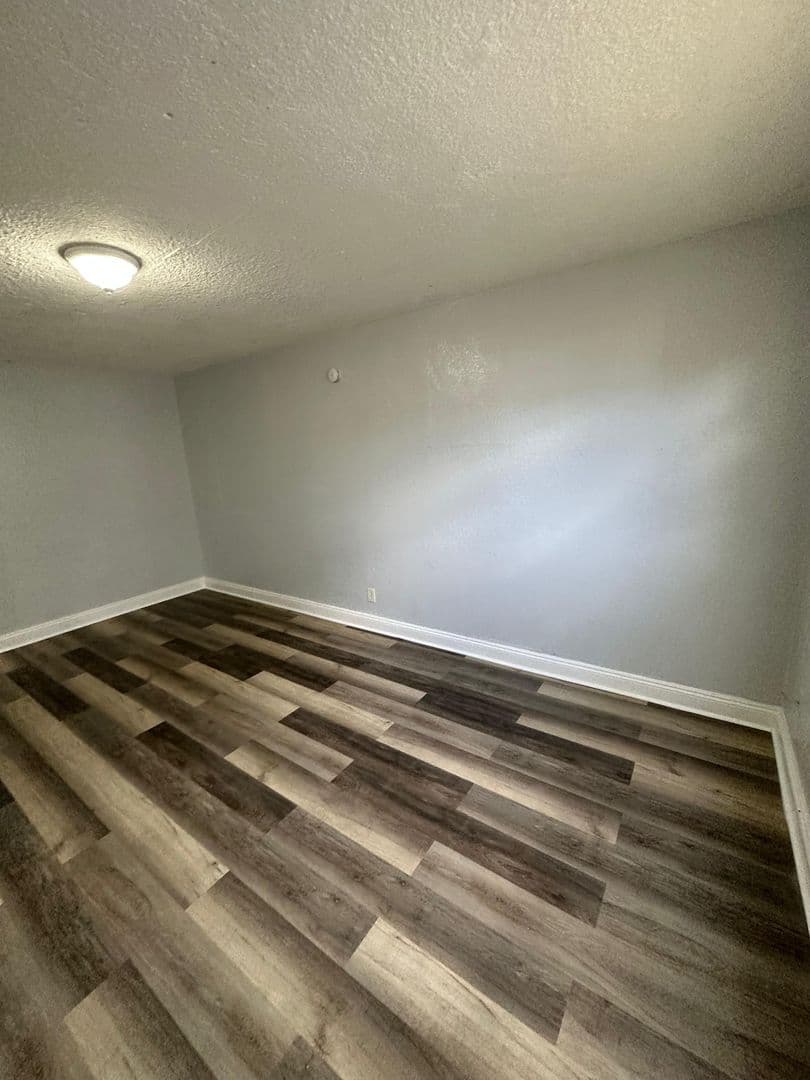 Jacksonville Apartment: 1024 W 8th St.
